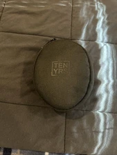 Beats Ten Yrs Black And Red