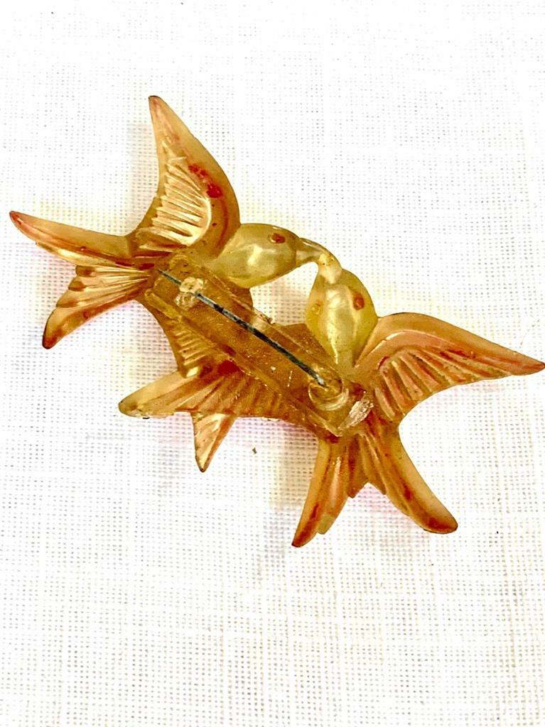 Vintage Painted Solid Lucite Flying Swallows Love… - image 3