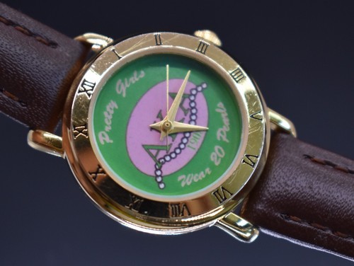 Vtg PRETTY GIRLS WEAR 20 PEARLS AKA Watch Women Greek Sorority NEW BATTERY, BAND - Picture 6 of 10