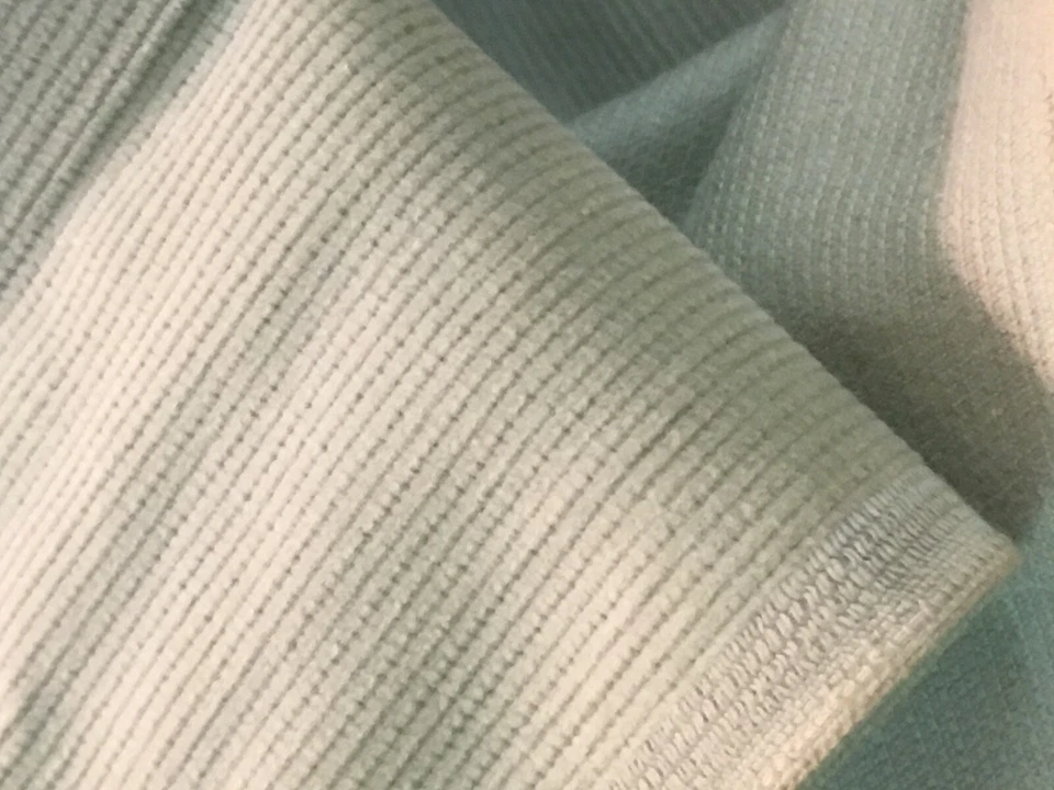 TESSUTO IN VELLUTO DI COTONE A RIGHE ANCHE PER ARREDO art 465 10C PREZZO AL MT - Immagine 4 di 4