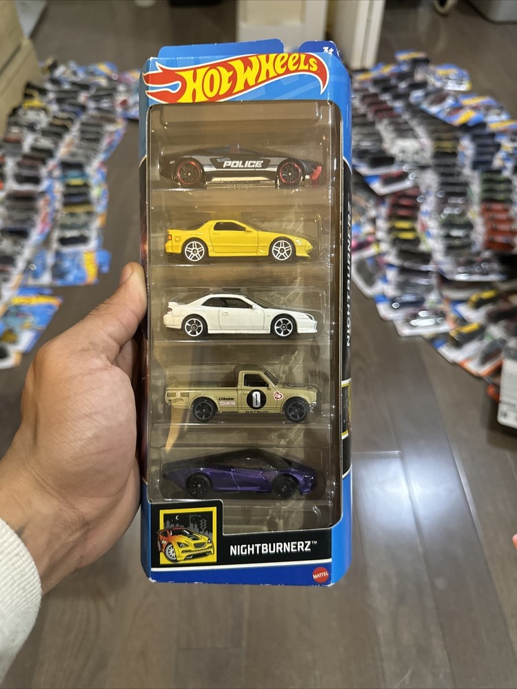 Hot Wheels 1:64 5-Car Pack - Nightburnerz