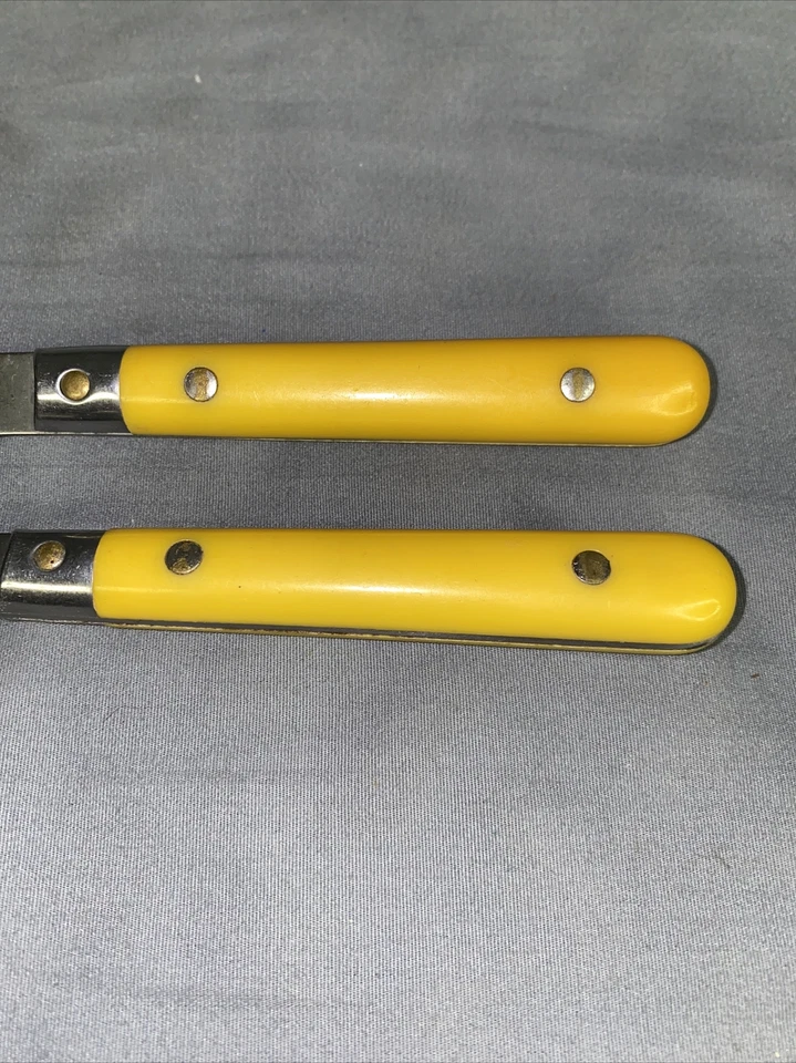 Lote de 2 cubiertos Crown Corning de acero inoxidable de 8 3/4" con mango de plástico amarillo Foto 3 de 4