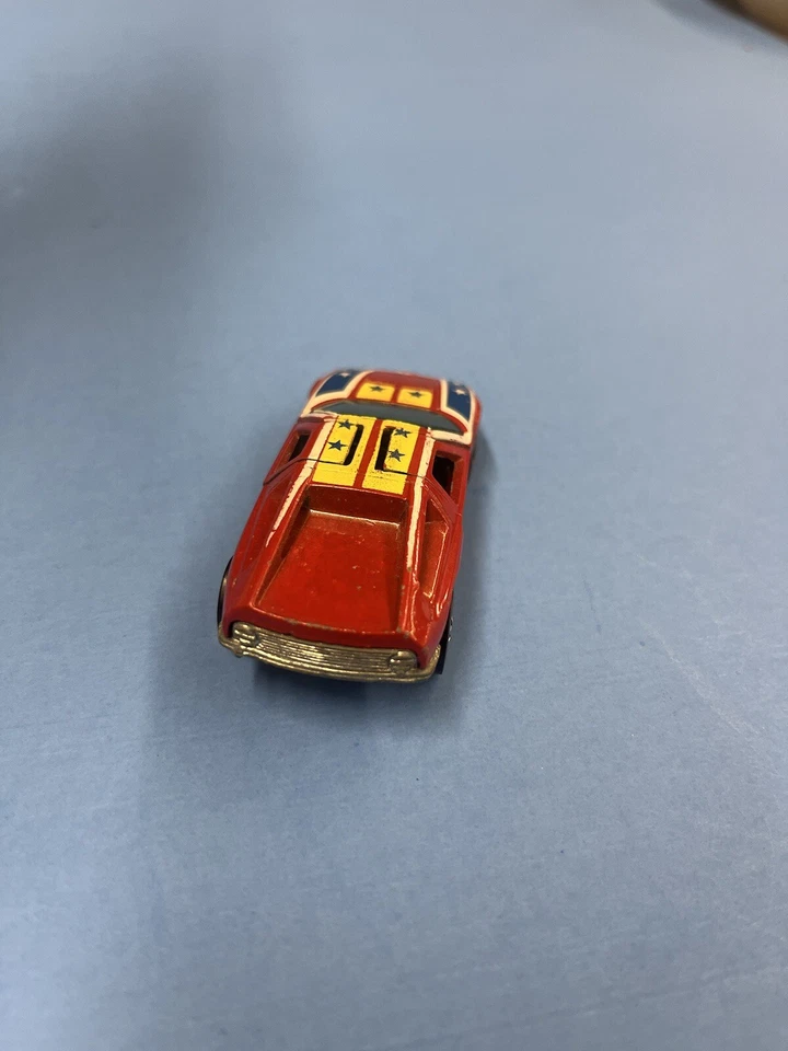 Hot Wheels Redline Mercedes C-111, esmalte rojo con tampo estrella Mercedes Benz, muy buen estado Foto 3 de 4