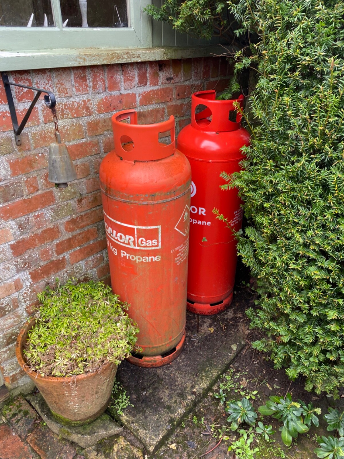 two 47kg used calor gas bottles , for collection only eBay