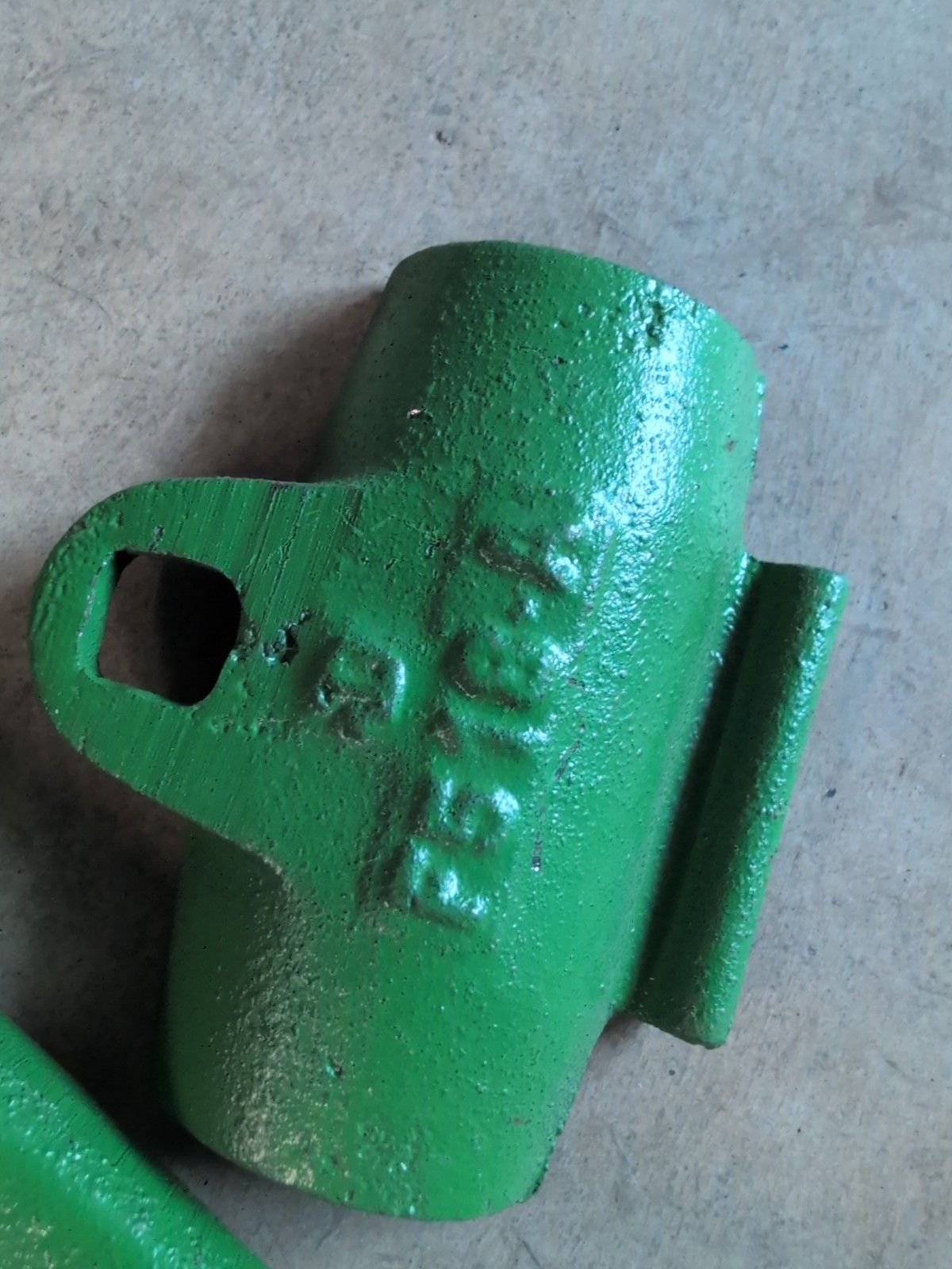 Umbrella Bracket Fits John Deere Tractors With Pan Seat Replaces F517 F518