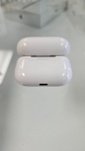 AirPod Pro First Generation OEM Apple Original - Picture 2 of 3
