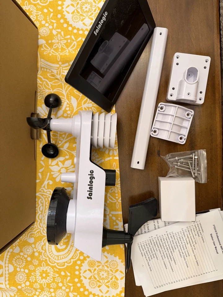 sainlogic WS0310 weather station, dual 8.9in COLOR DISPLAYs - Image 4 of 4