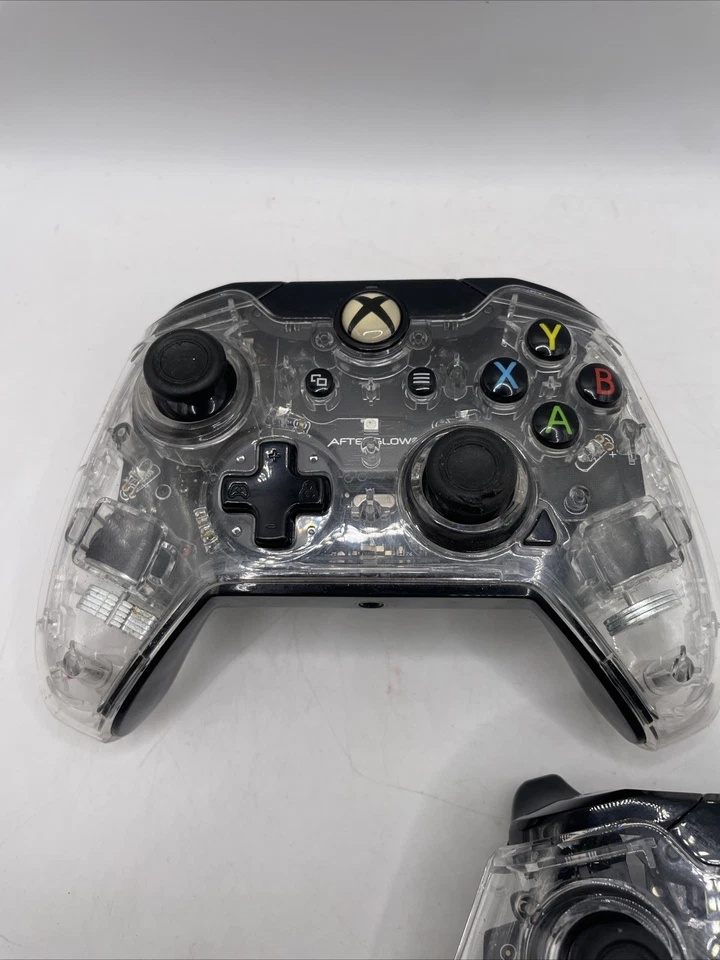 Afterglow Prismatic & 049-005-1 Controllers For Xbox One-Clear, No Cord Lot Of 2 - Image 2 of 4
