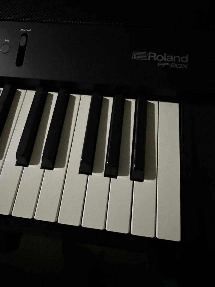 Piano digital portátil Roland FP-90X 88 teclas negro apenas usado excelente estado #1 Foto 2 de 3