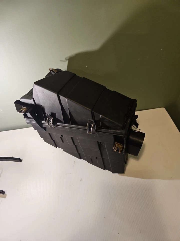 Mercedes Clase S32W140 S320 1994-1999 filtro de aire caja motor 1040900401 Foto 2 de 4