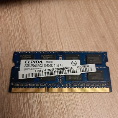 2GB Elpida EBJ21UE8BDS0 Ram Speicher 2Rx8 PC3 10600S Notebook