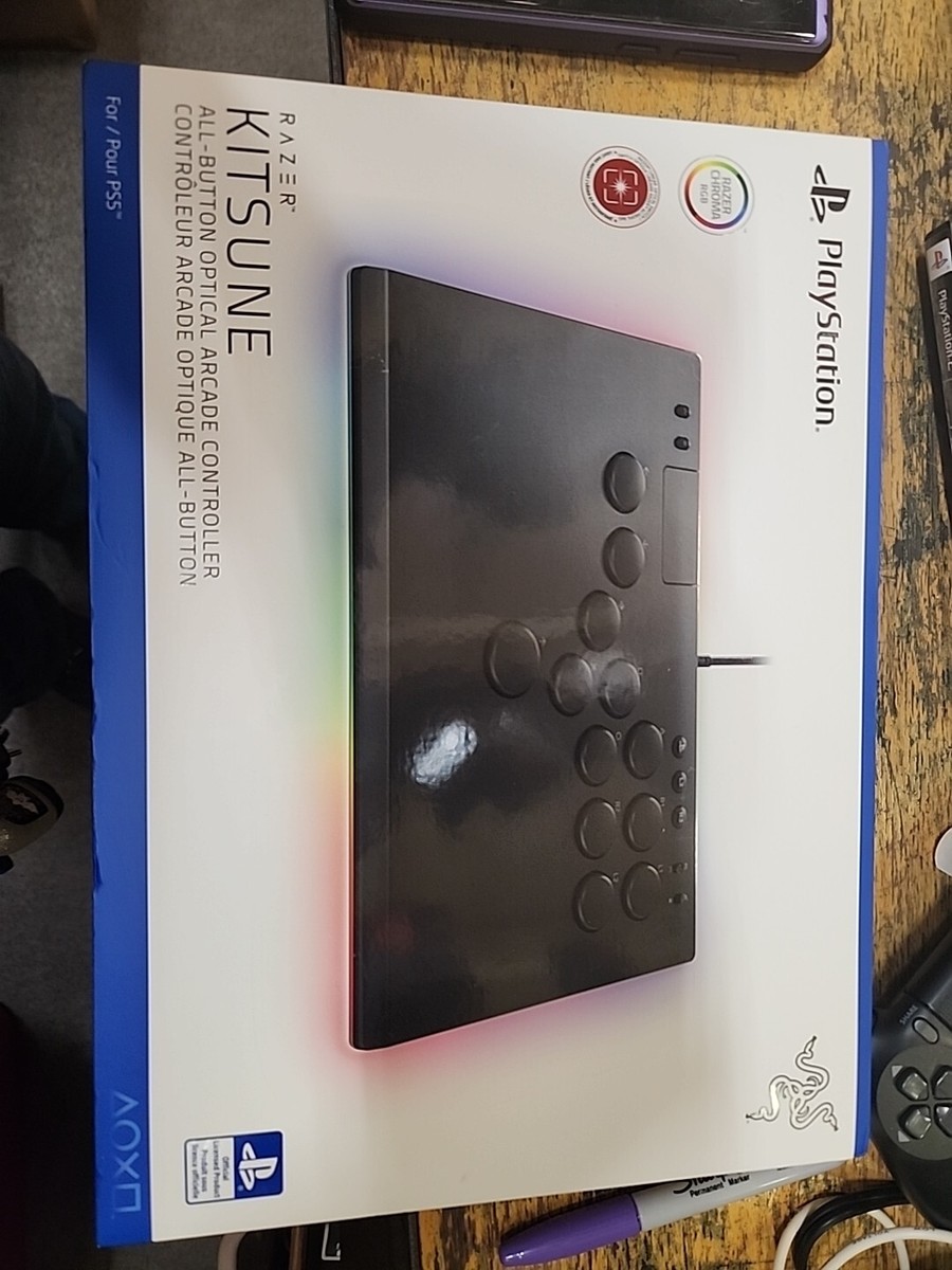 Razer Kitsune Wired Fighting Stick for Sony PlayStation 5 Razer Kitsune Wired Fighting Stick for Sony PlayStation 5