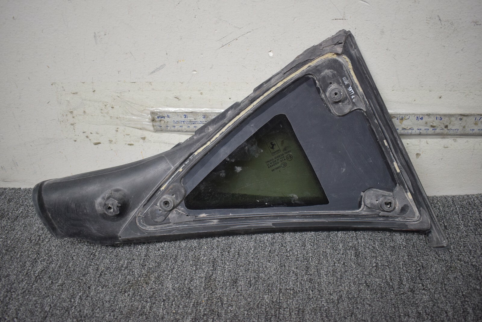 FERRARI REAR QUARTER ASSY GLASS FACTORY OEM