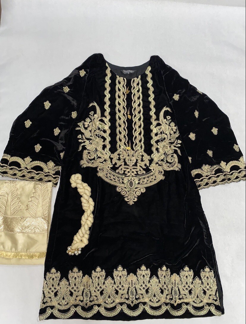 Pakistani Designer Black Velvet Suit - Ready Made | eBay Pakistani Designer Black Velvet Suit - Ready Made | eBay