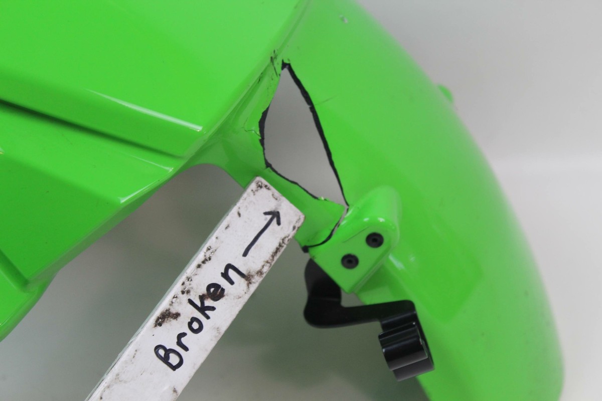 Kawasaki ZX10R OEM Front Fender Mudguard Fairing 35004-0342