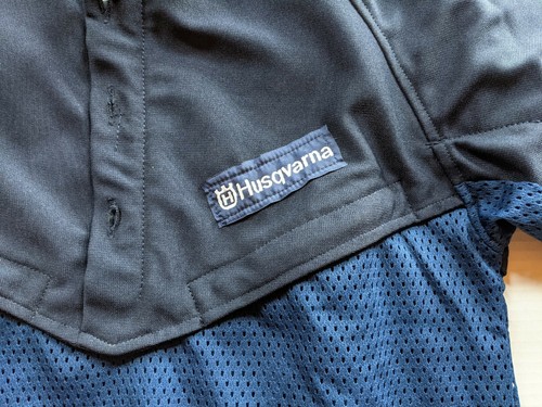 Camicia Husqvarna HAS 6 NB ME Arbor stock produttore di apparecchiature originali # 6050002-85 taglia: small, blu nuova senza etichette - Foto 3 di 4