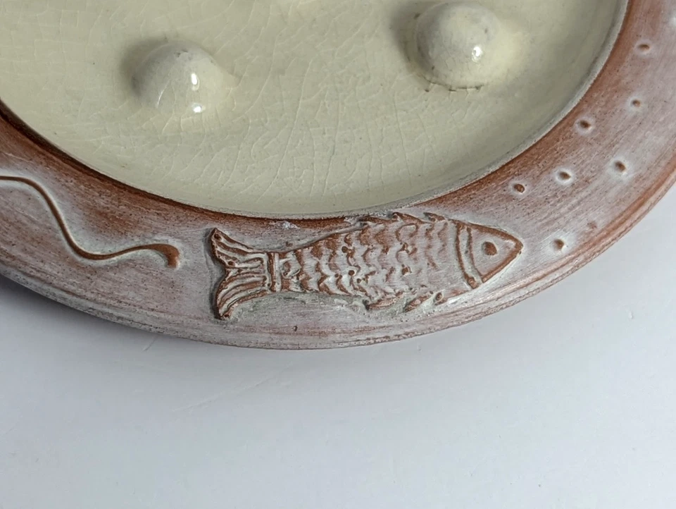Philip Wood Pottery Earthenware Dish / Soap Dish Fish & Fleur De Lis Unmarked - Image 3 of 4