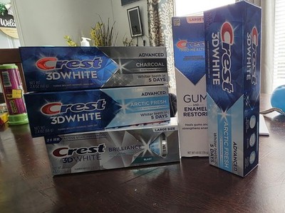 Crest 3D White Toothpaste Brilliance, Arctic Fresh, Charcoal Large Size