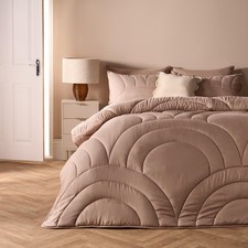 OHS Arches Coverless 7.5 TOG Duvet Quilted Bedding Set with Pillowcase