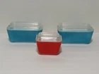 3 VINTAGE PYREX 502 501 BLUE & RED REFRIGERATOR DISHES WITH RIBBED LID