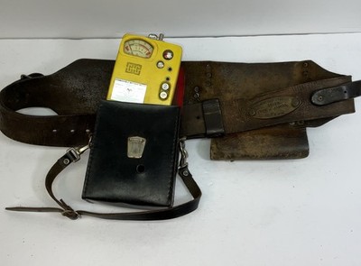 RARE VTG Clinchfield COAL MINING Supervisor Leather MINER'S TOOL BELT / Meter
