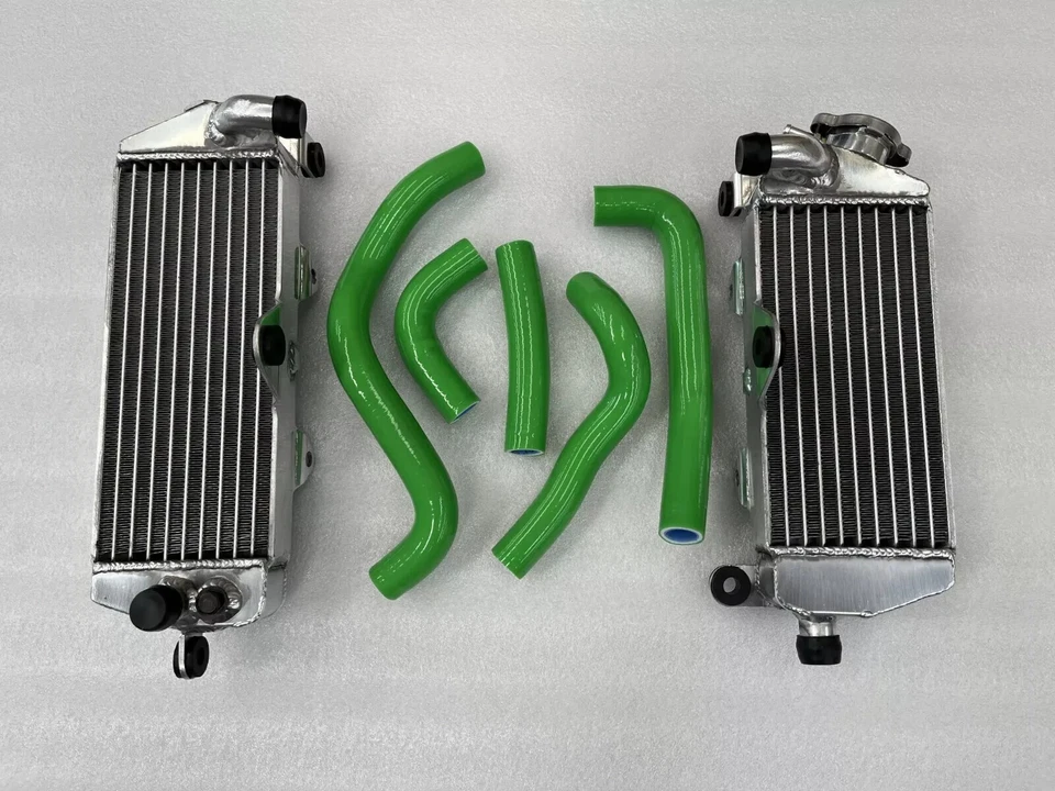 Radiadores de aluminio Fit Kawasaki KDX200/KDX220R 1997-2006 + manguera de silicona verde Foto 2 de 4