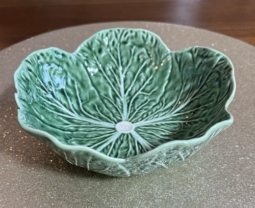 Bordallo Pinheiro Vintage Green Cabbage Leaf 7" Bowl Portugal Handmade China - Picture 2 of 7