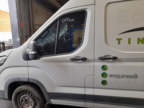 LDV DELIVER 9 BONNET 07/20- - Picture 10 of 12