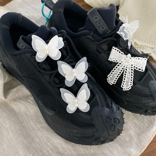Beautiful Bowknot Shoe Buckles with Pearls and Lace Detailing Stylish Shoe Charm - Picture 6 of 16