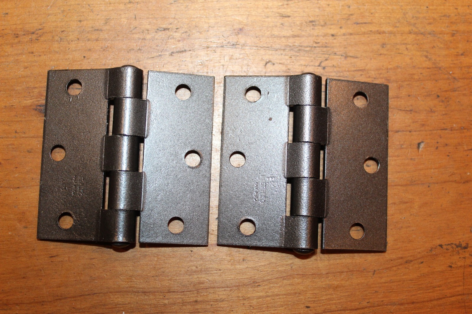 Pair of Restored 21/2" X 21/2" Vintage Stanley Fixed Pinned Hinges E