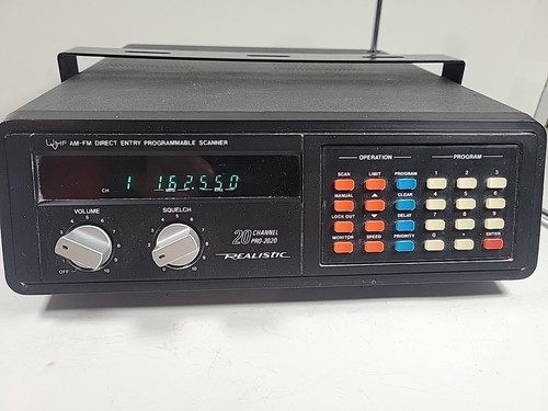 Escáner Realistic Pro 2020 1982 UHF VHF AM-FM 20 canales con memoria no. 20-112 - Imagen 2 de 15
