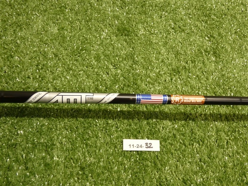 Cuña Titleist SM10 WedgeWorks Jet Black 62* 08* M Lob AMT White S300 acero ónix Foto 4 de 4