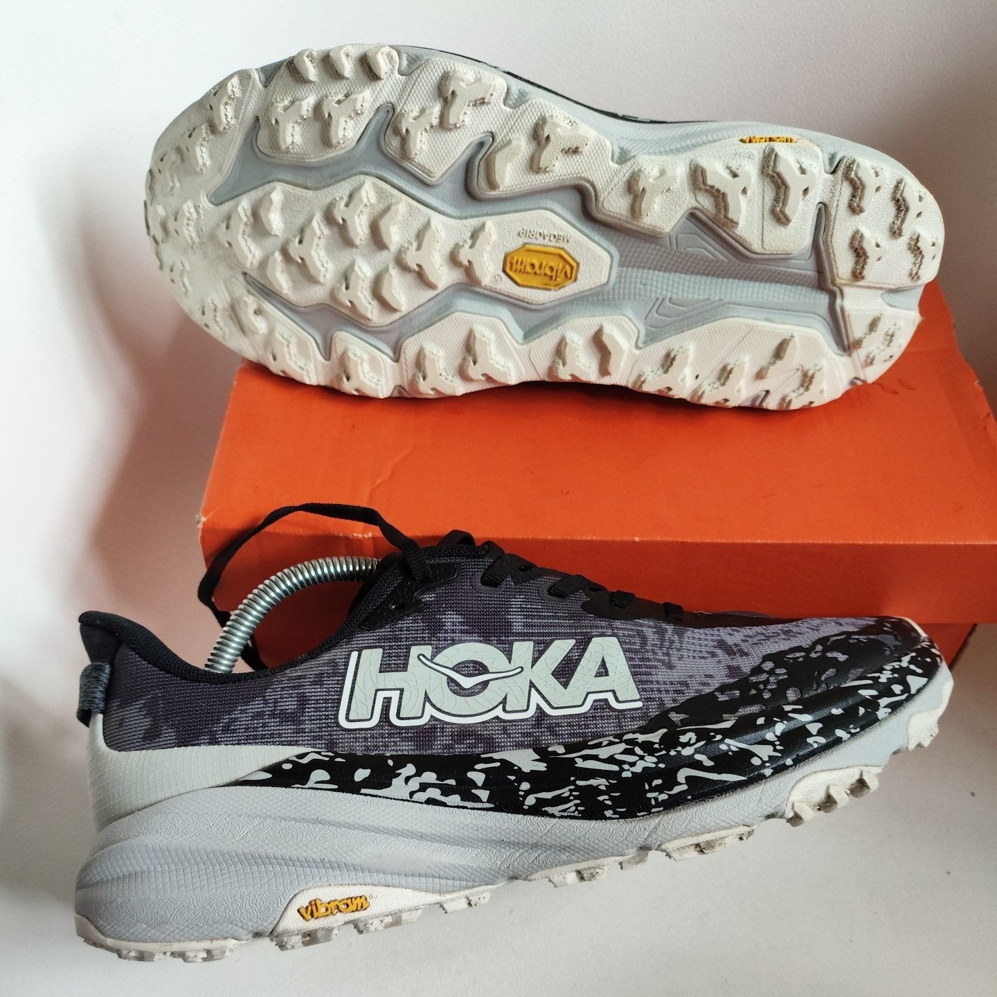 Zapato para correr Hoka One One talla 9,5 para hombre Trail Run gtx senderismo speedgoat camuflado