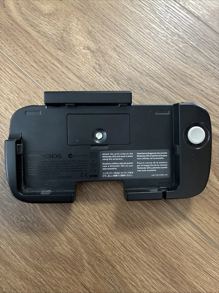 Nintendo 3DS Circle Pad Pro con caja y manual Foto 2 de 4