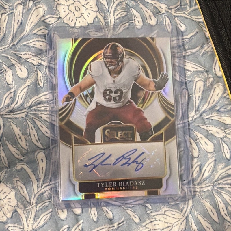 Panini 2-Card Auto Lot: Tyler Biadasz Select Signatures Prizm + Jabari Small