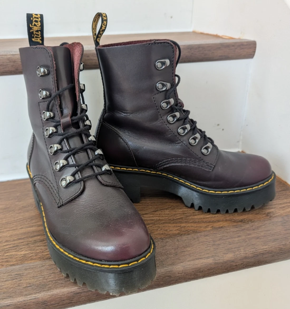 Dr. Martens Burgundy/Black Platform Lace-Up Boots. Chunky Lace-Up Size M6, W7 Dr. Martens JADON PLATFORM Boots Burgundy Smooth LEATHER  main image 3