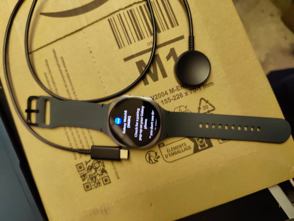 Samsung Galaxy Watch 8 Bluetooth 40mm, Graphite - SM-L320 - Image 4 of 4