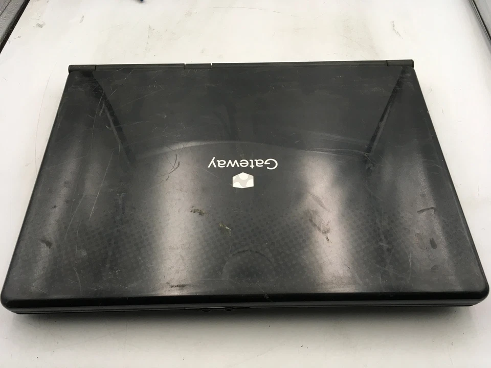 GATEWAY W650I - FOR PARTS/BAD LCD - Intel Core 2 Duo T5450 - 2GB RAM - READ - BB - Image 4 of 4