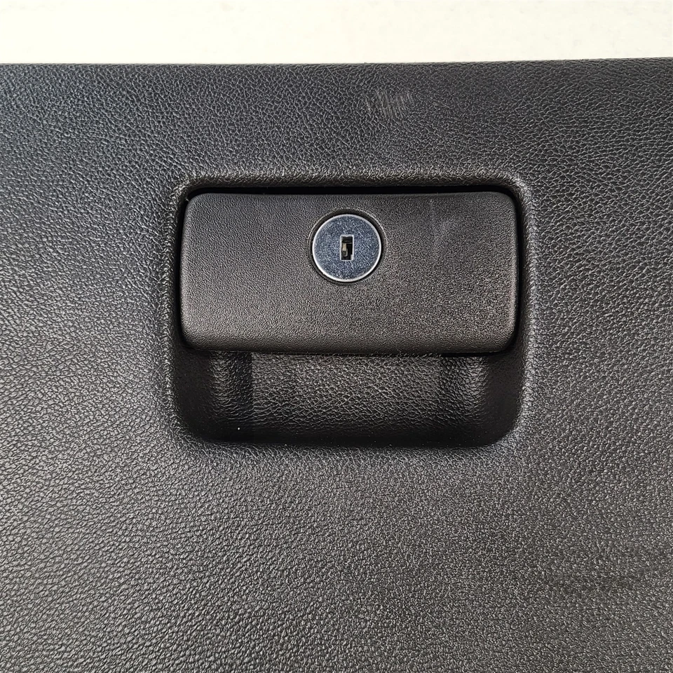 Guantera Camaro SS 10-15 AA7308 Foto 4 de 4