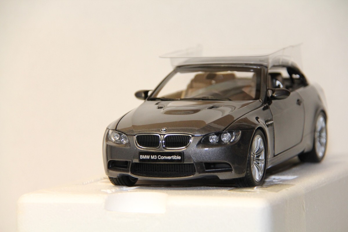1/18 KYOSHO BMW M3 CONVERTIBLE , E93 IN GRAY, NEW , 08738GR 1/18 KYOSHO BMW M3 CONVERTIBLE , E93 IN GRAY, NEW , 08738GR