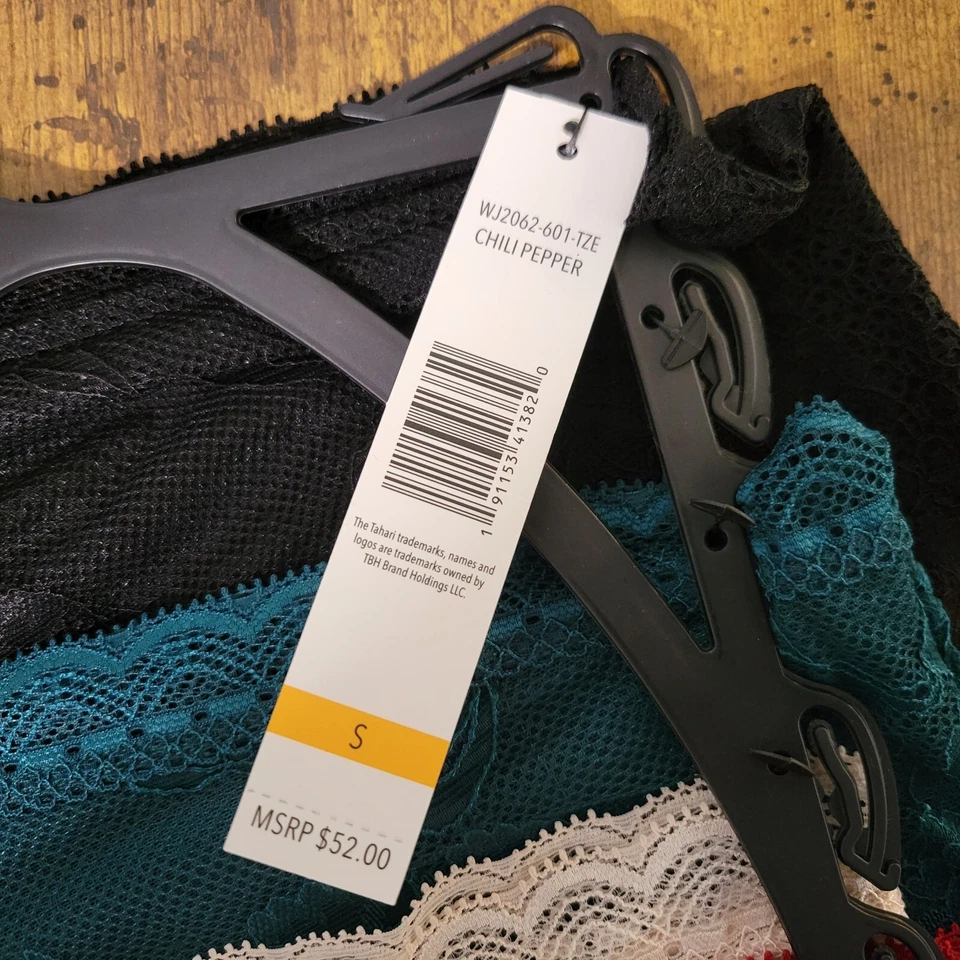 Tahari Bragas Mujer Pequeño Encaje Boyshort 4pk Negro Rojo Verde Crema Foto 3 de 4