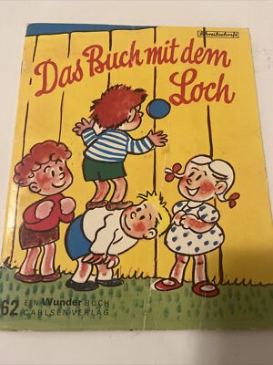 Das Buch MIT Dem Loch (German Book)