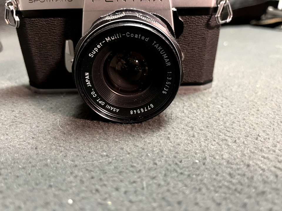 Pentax Spotmatic SP Film Camera SMC Takumar 35mm F/3.5 Lens - Image 4 of 4