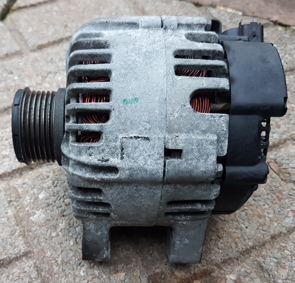 FORD FOCUS CITROEN PEUGEOT 1.6 HDI 12V ALTERNATOR VALEO 9646321780 
