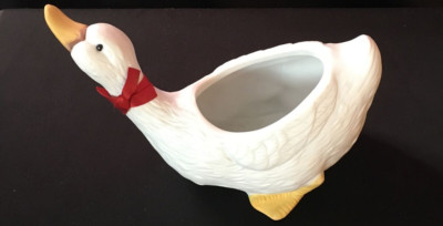 Porcelain Goose Shaped Planter #64090 Made in Mexico