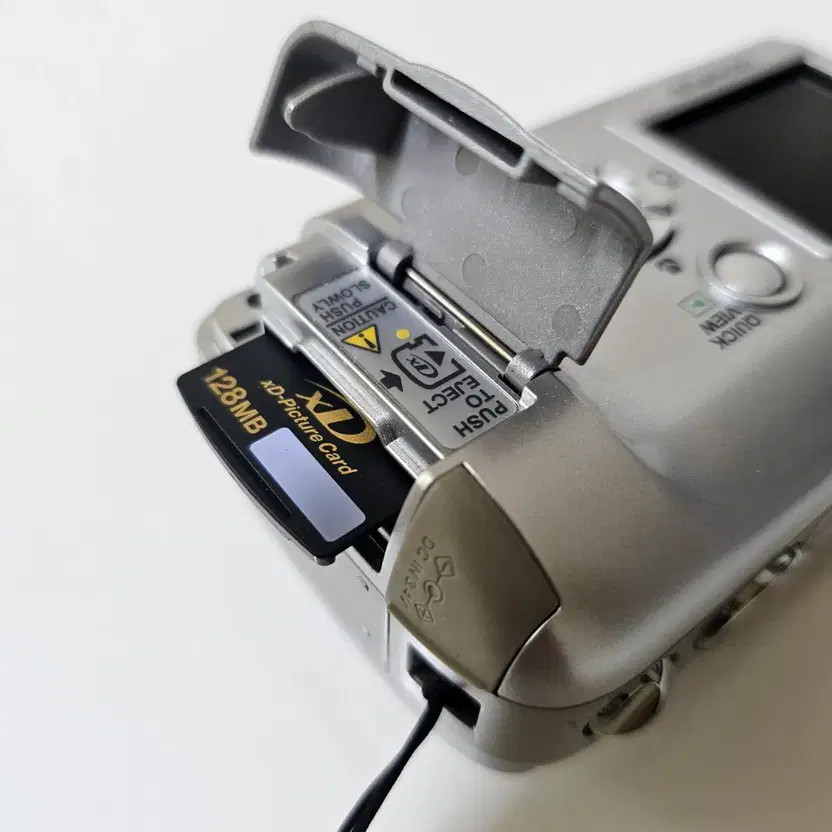 Olympus D-580 ZOOM Vintage Digital Camera Body Only