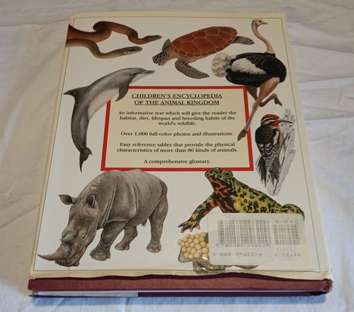 Children's Encyclopedia Of The Animal Kingdom Hardback Book Dr. Graham Bateman - Picture 3 of 3