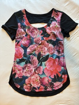 Lululemon Women's secret garden lighten up Short Sleeve T-Shirt S Black Pink
