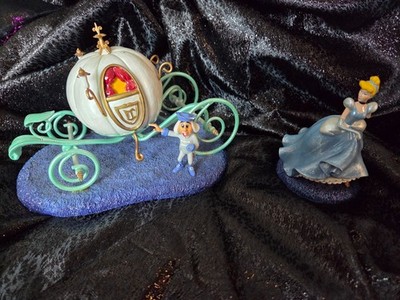DISNEY DEPT 56 CINDERELLA IT'S ALMOST MIDNIGHT  CARRIAGE & FIGURINE