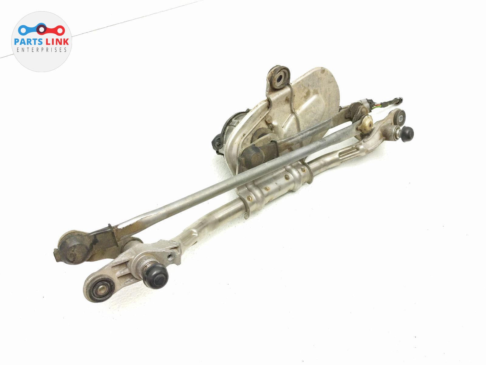 2007-19 MASERATI GranTurismo WIPER MOTOR FRONT WINDSHIELD ACTUATOR ASSEMBLY M145